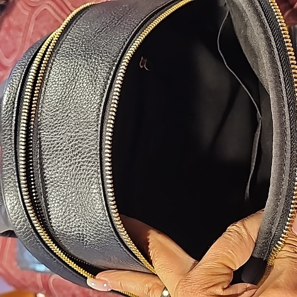 Backpack - Picture 4 of 4